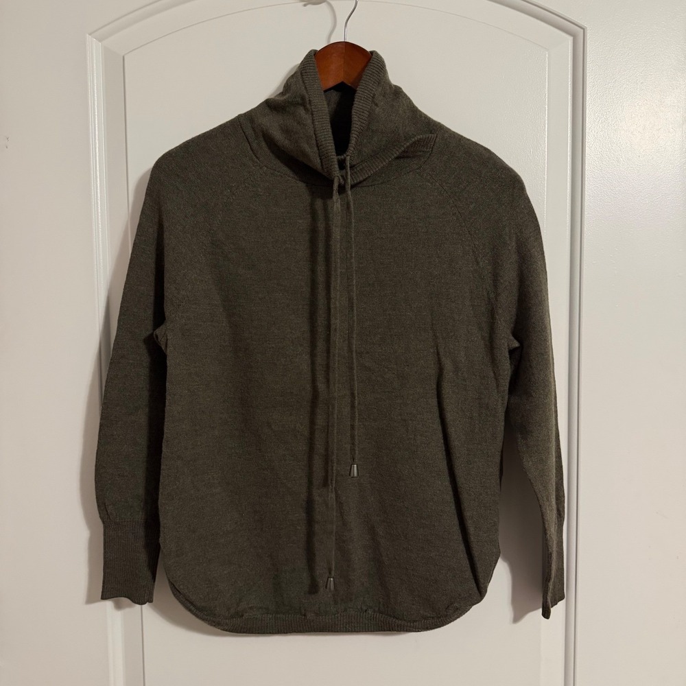 Cynthia Rowley Olive Green 100% Extrafine Merino Wool Cowl Neck Sweater Medium